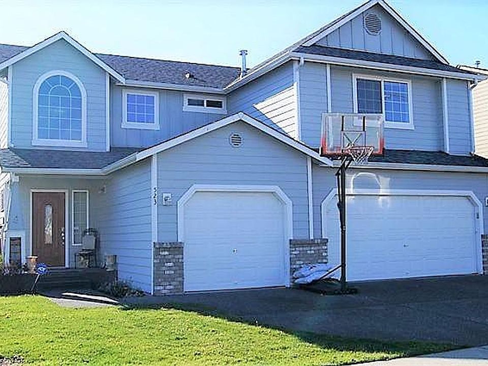 1st image of 523 Rosario Pl NE