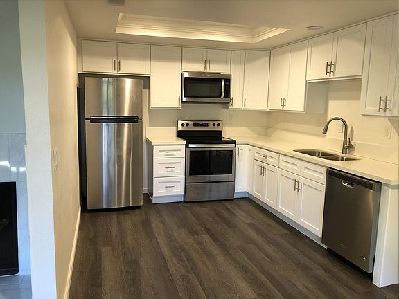 2nd image of 6566 College Grove Dr Unit 93