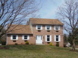 2641 Pinewood Rd, Lancaster, PA 17601