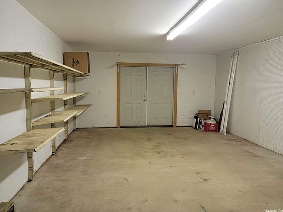 4th image of 10088 Eastgate Cir