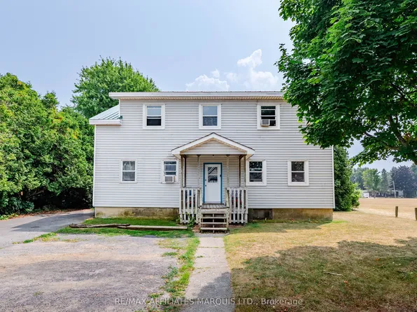 52 Elm St, South Stormont, ON K0C 1M0