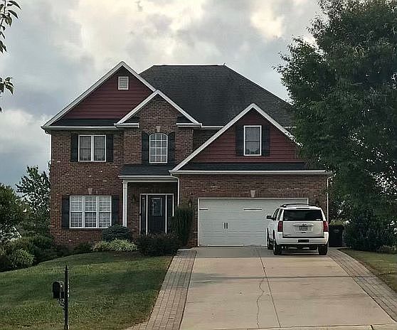 1st image of 1379 Farmington Dr