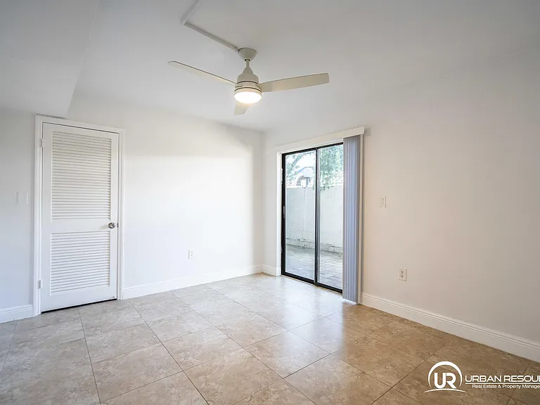 3265 Virginia St #11 — Photo 17