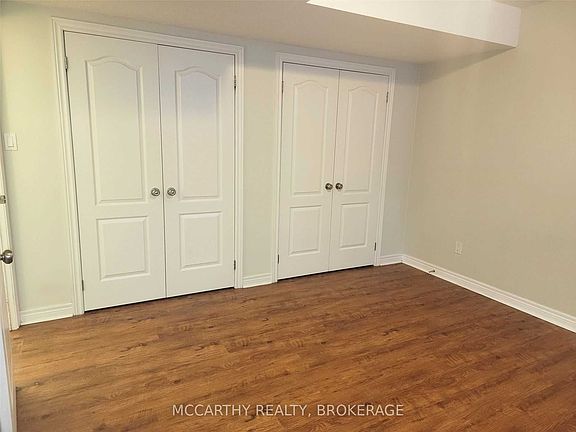 3rd image of 337 Orvis Cres