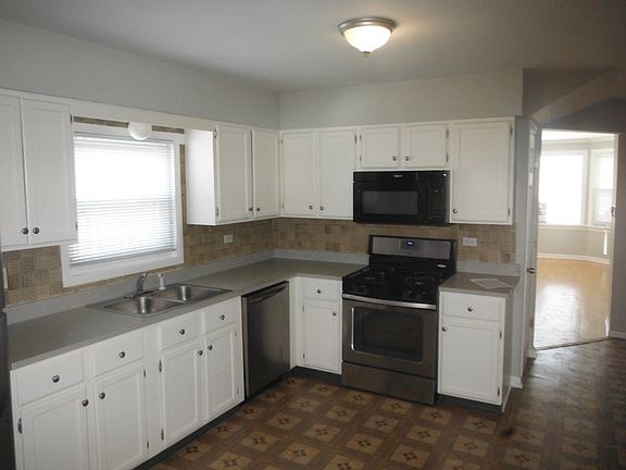 5th image of 2925 N 72nd Ct #1