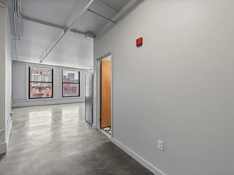 1006 Olive St #602 — Photo 7