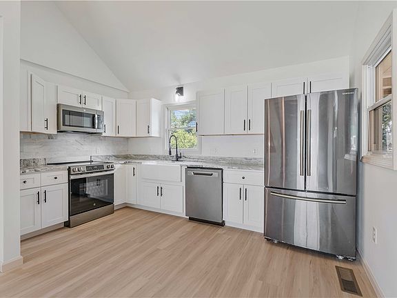 5th image of 1203 Andersonville Rd