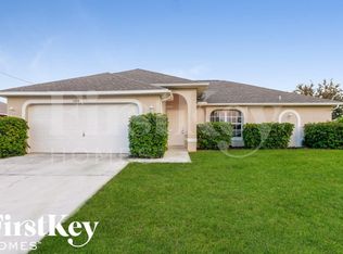 3204 11th St W, Lehigh Acres, FL 33971