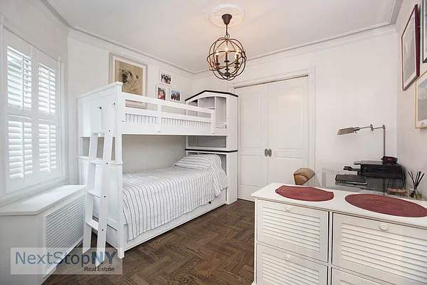 Rented by NextStopNY | media 4