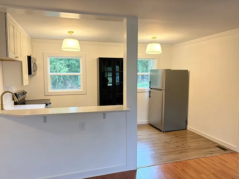 484 Macon Hwy — Photo 8