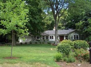 3 Jacqueline Dr, Downers Grove, IL 60515