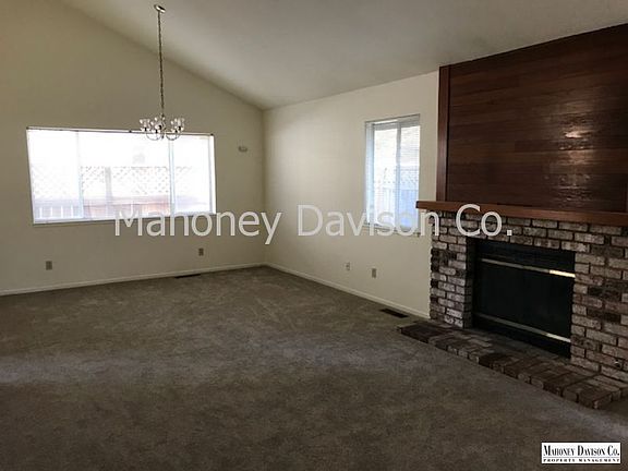 5th image of 1451 Morning Glory Dr