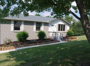 137 Two Valley Rd, Hendersonville, TN 37075