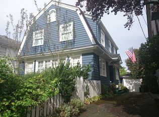 2106 E Crescent Dr, Seattle, WA 98112