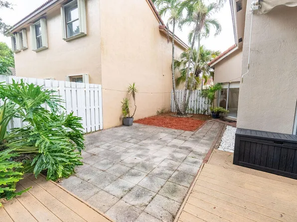 1284 NW 125th Terrace, Sunrise, FL 33323