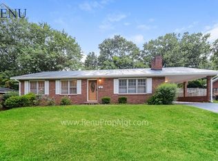 1348 Waybridge Ln, Winston Salem, NC 27103