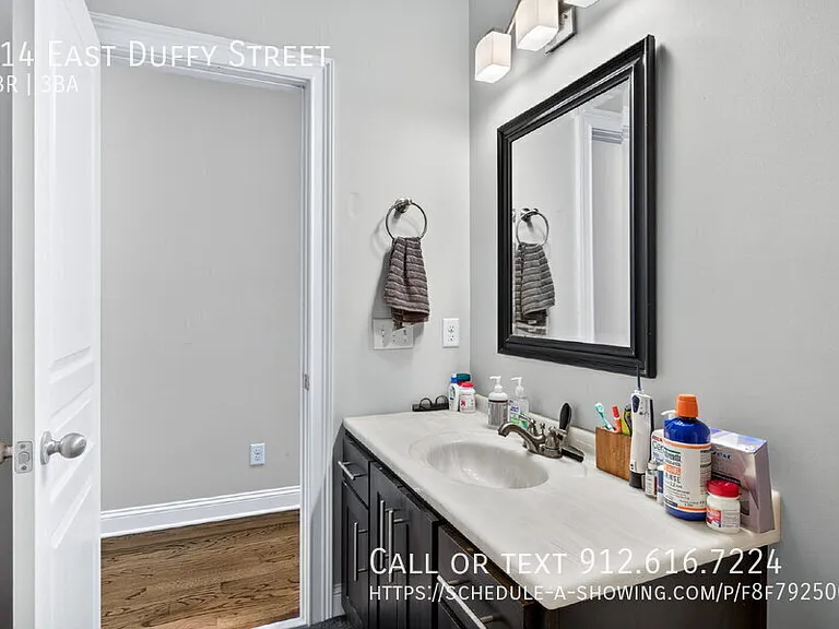 414 E Duffy St — Photo 28