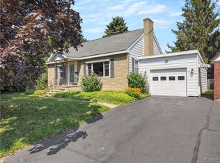 77 W 7th St, Oswego, NY 13126