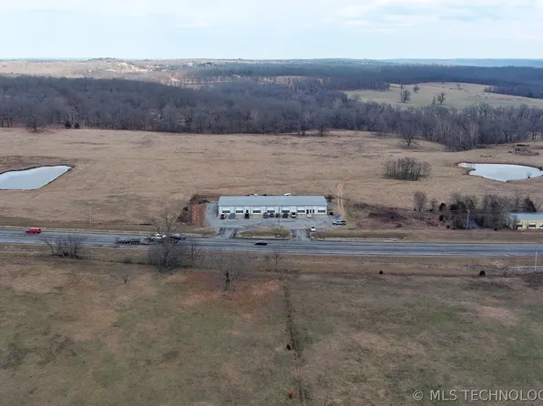 82 Highway, Park Hill, OK 74451