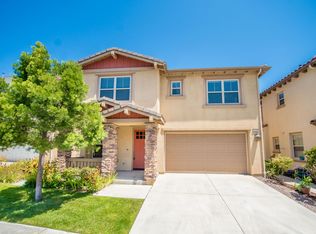 3295 Terrace Ridge Ln, Long Beach, CA 90804