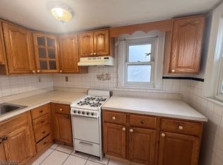 48 Reid St, Elizabeth, NJ 07201
