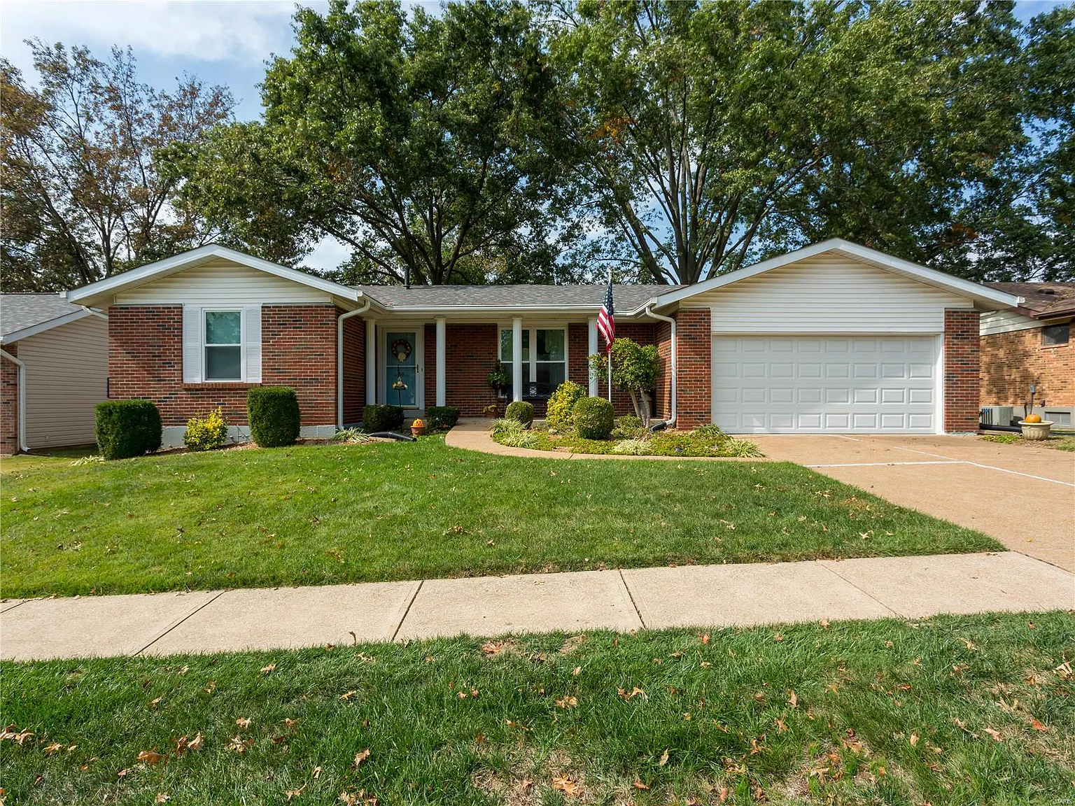 7053 Bumble Bee Ln photo 1