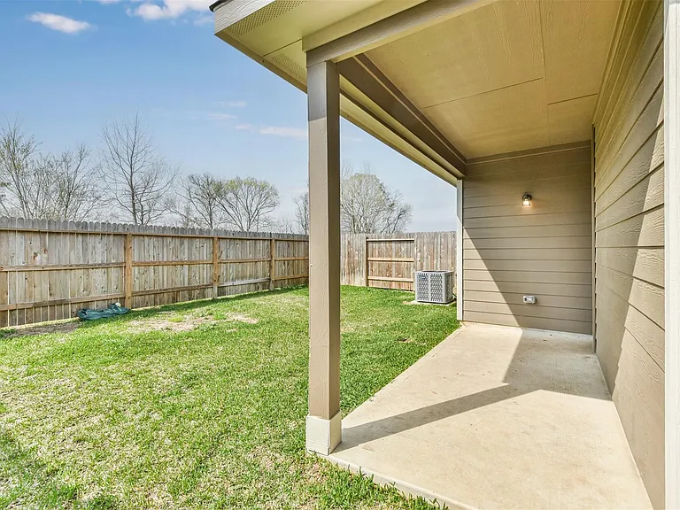 25141 Pacific Wren Dr — Photo 28
