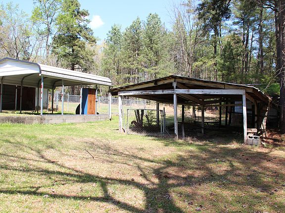 5th image of 822 Clayton Rd