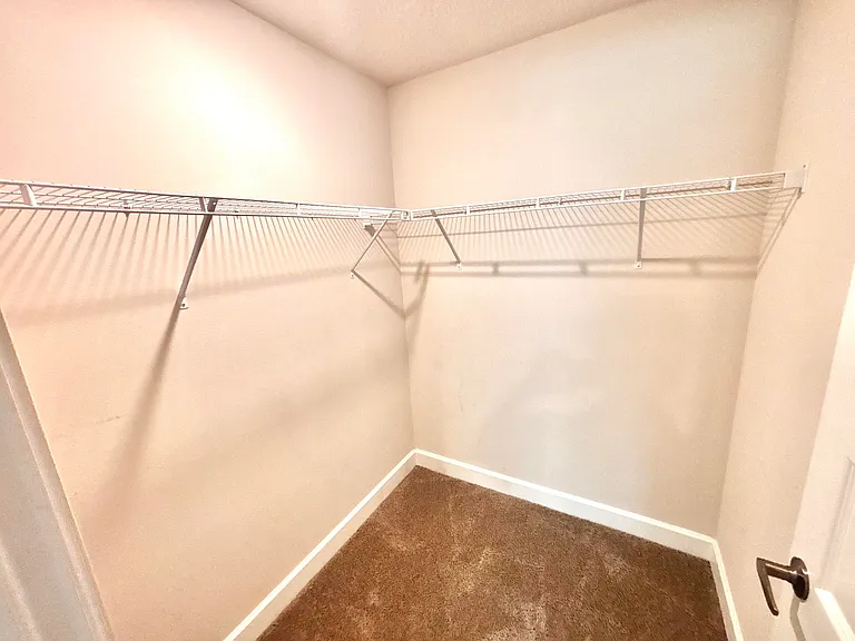 1399 SW Edinburgh Dr — Photo 13