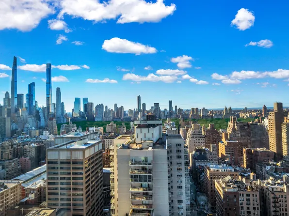 200 East 69th Street 34C image 15 of 16
