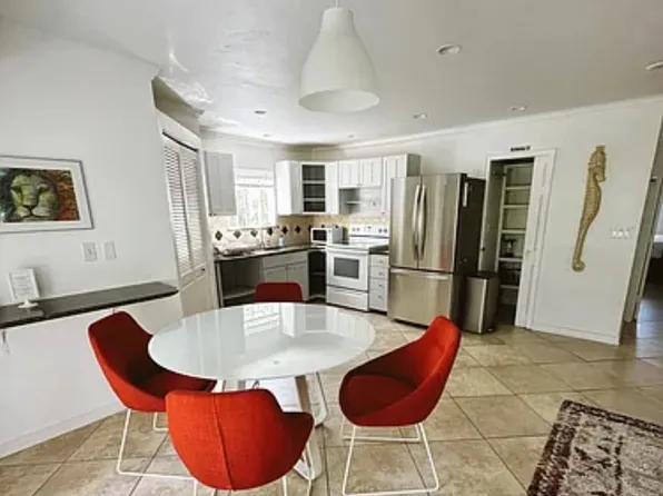 (undisclosed Address), Naples, FL 34116