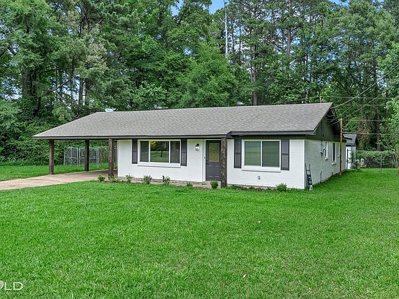 3rd image of 2918 Bonnieview Rd