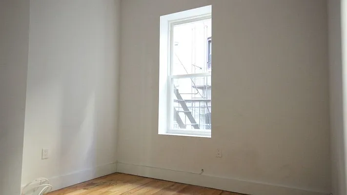 Rented by Nooklyn NYC LLC | media 10