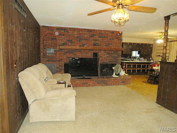 4th image of 2371 Holtgrewe Rd
