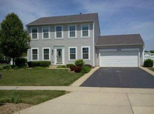 10538 Dutch Barn St, Huntley, IL 60142