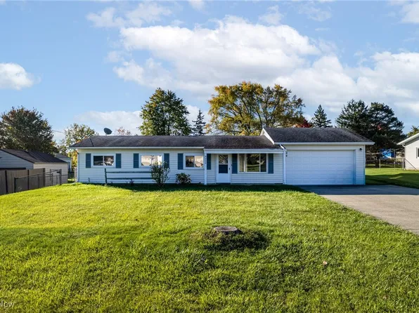 4200 Raymond Dr, Brunswick, OH 44212