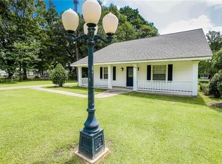 632 Parish Rd, Lake Charles, LA 70611