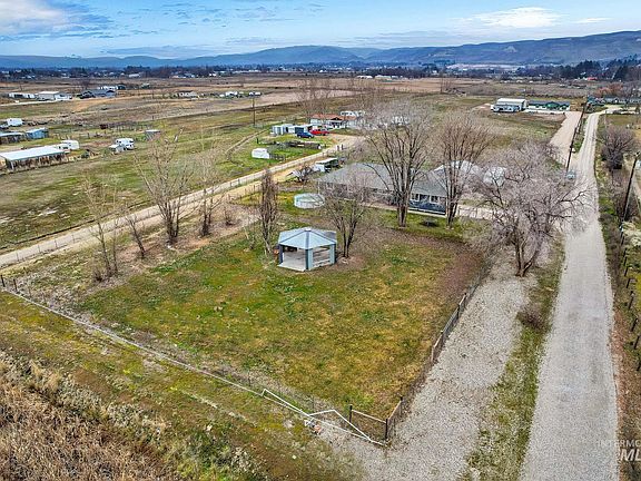 5th image of 990 Bangtail Ln