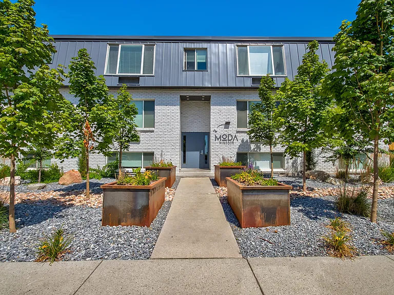 Windsor Salt Lake City Apartments — Photo 1