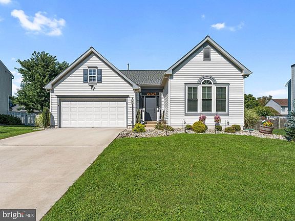 2nd image of 119 Harrogate Dr