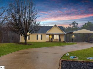 143 Plumcreek Ln, Enoree, SC 29335