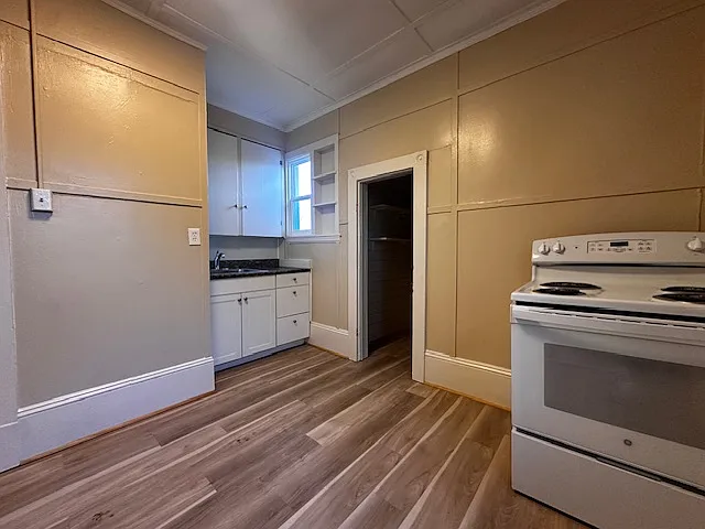 409 N Cedar St #D — Photo 6