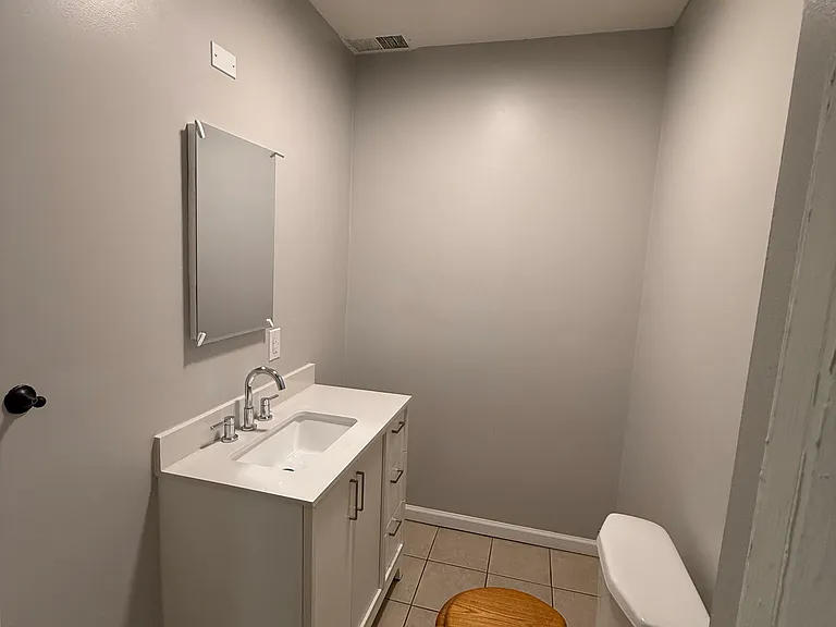 738 Chartiers Ave — Photo 12