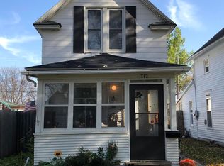 712 5th Ave N, Grand Forks, ND 58203