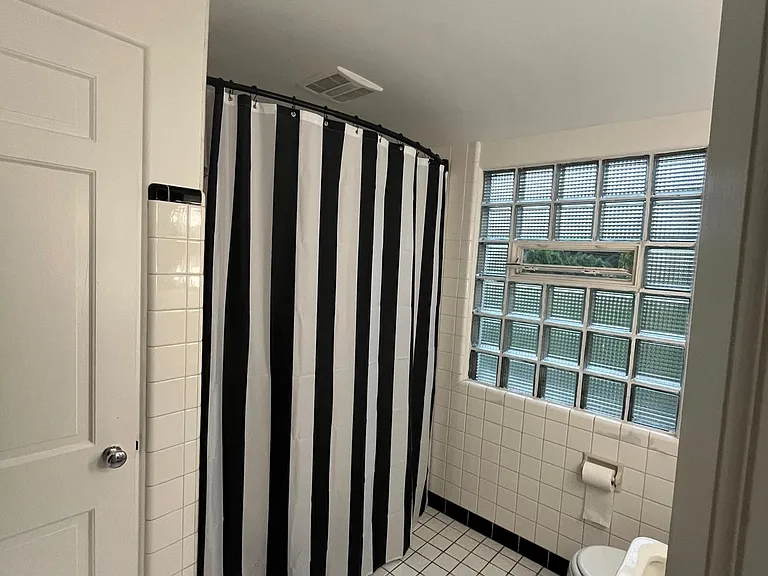 260 Bel Air Dr NE — Photo 13