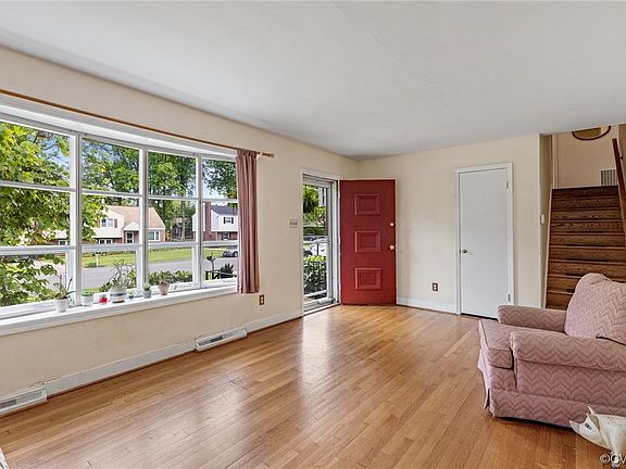 4th image of 8417 Zell Ln