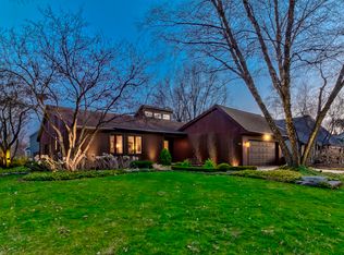 2319 Oak Hill Dr, Lisle, IL 60532