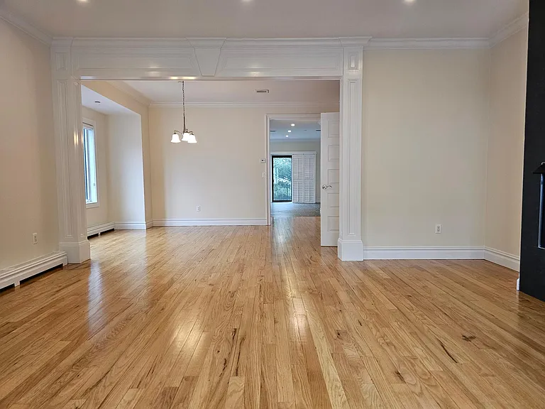 531 Roff Ave #A — Photo 7