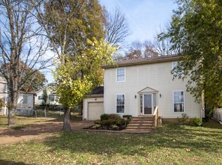 3040 Owendale Dr, Antioch, TN 37013