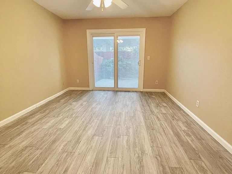 103B Hoxsie Ct — Photo 7
